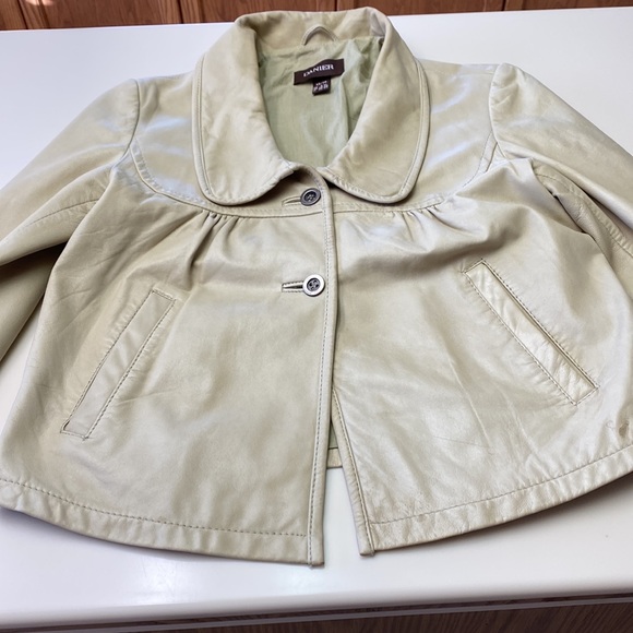 Vintage 90s Danier Leather Cream colour Jacket. - Picture 11 of 11